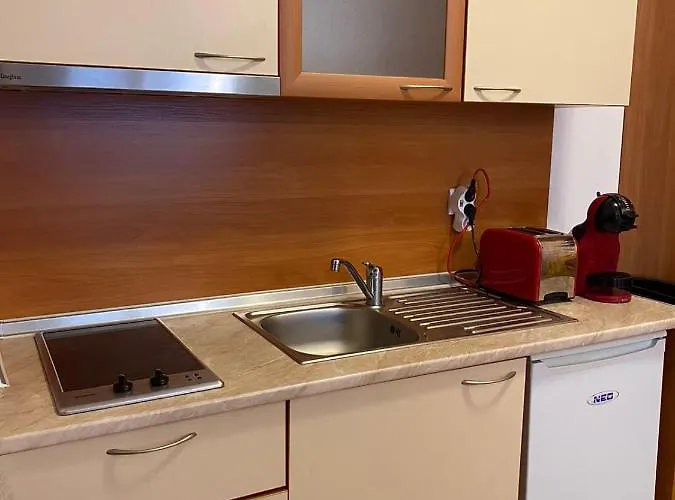 Апартаменты Hq Flora Violet *